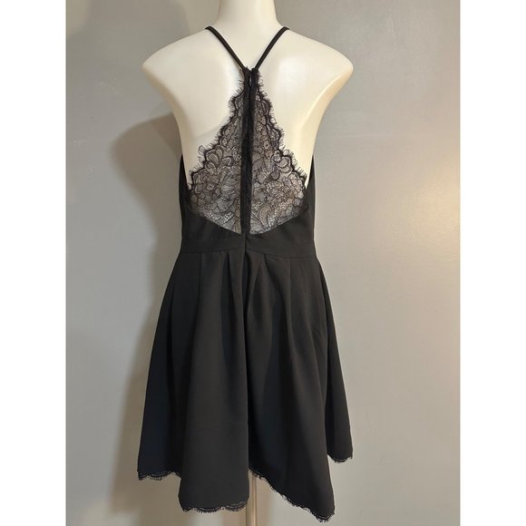 Lovers + Friends NWT Revolve Black Skater Lacy Back M - Picture 3 of 10